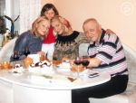 Анастасия Волочкова с семьей.