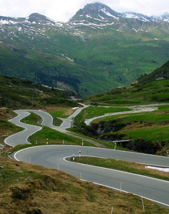 ����� �������� ������ ����)..... San Bernardino Pass � ���������
